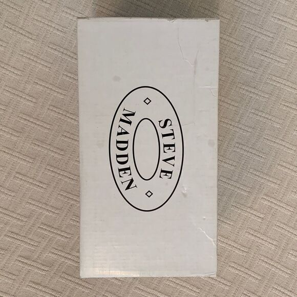 Steve Madden Black Leather Heels - Picture 9 of 9